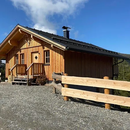 Jagdhuette Mit Kaminofen Und Sauna