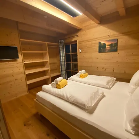Jagdhuette Mit Kaminofen Und Sauna Lachtal