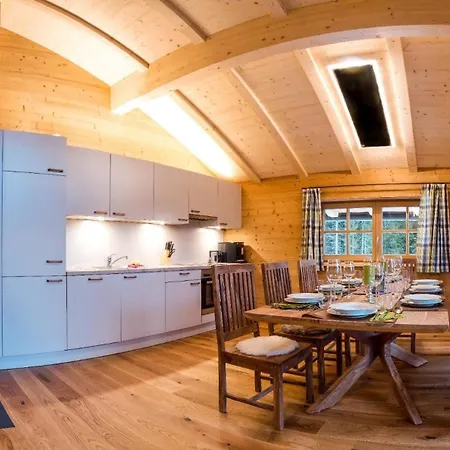 Jagdhuette Mit Kaminofen Und Sauna Vakantiehuis *